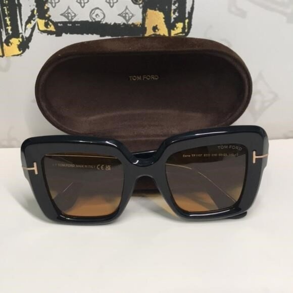 New Authentic Tom Ford TF1157 01E “Esme” Sunglasses – Shiny Black with Brown Len - Picture 4 of 12
